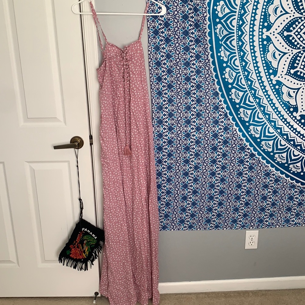 Light material maxi dress